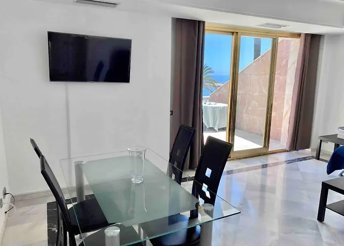 Frontline Sea En Puerto Banus Grey De Albion Apartmán *