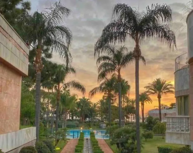 Apartmán Frontline Sea En Puerto Banus Grey De Albion Marbella