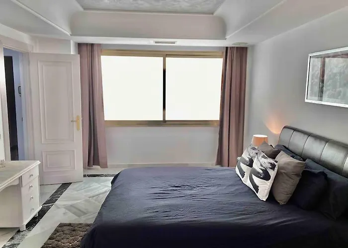 Frontline Sea En Puerto Banus Grey De Albion Apartmán Marbella
